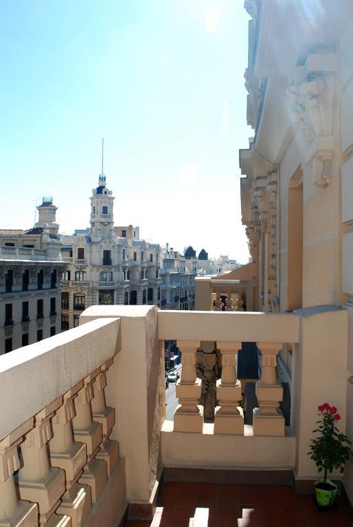Hostal Galaico Madrid Exterior foto